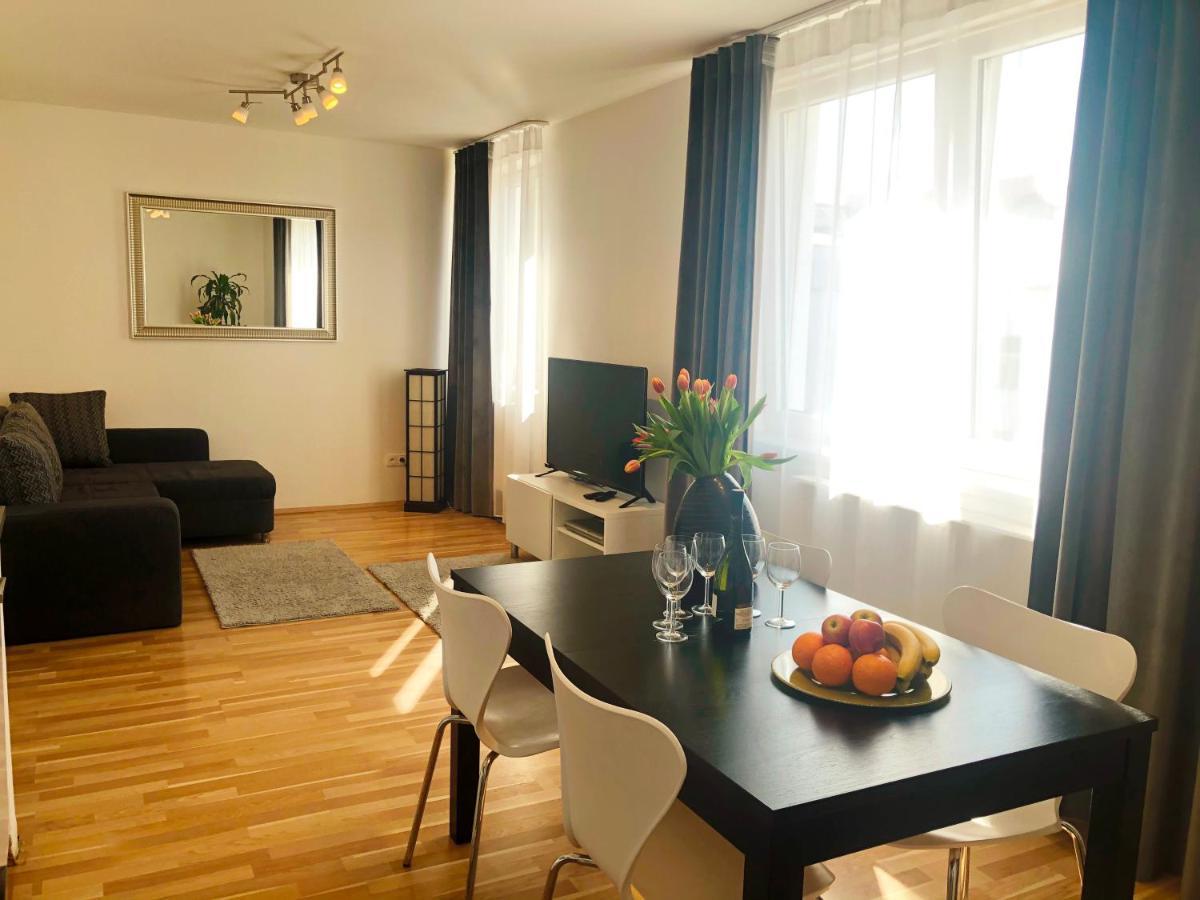 On The Top Apartments 프라하 외부 사진